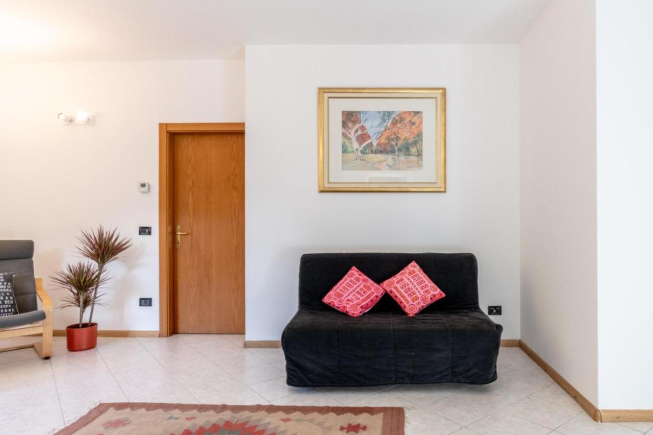 Casa Al Castello, Calliano Ospitar Zewnętrze zdjęcie