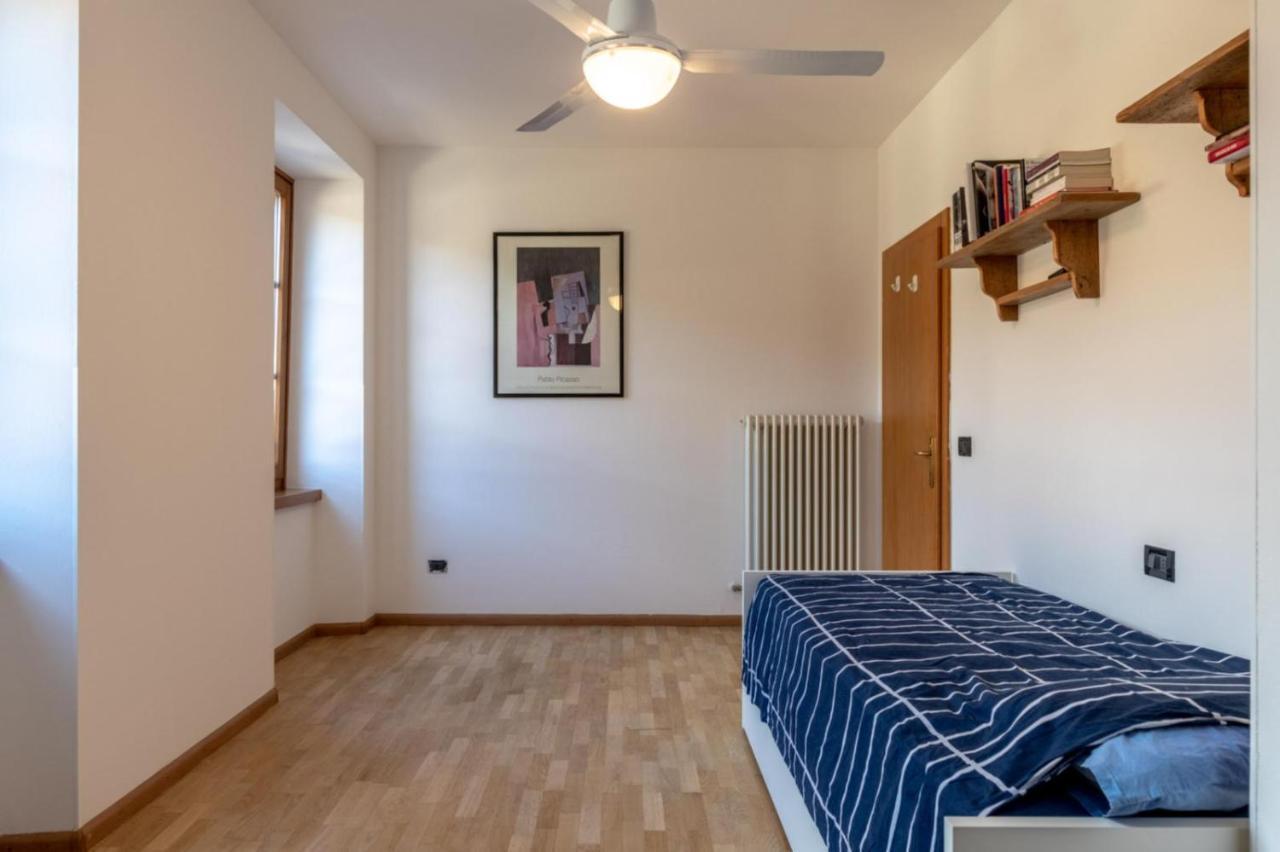 Casa Al Castello, Calliano Ospitar Zewnętrze zdjęcie